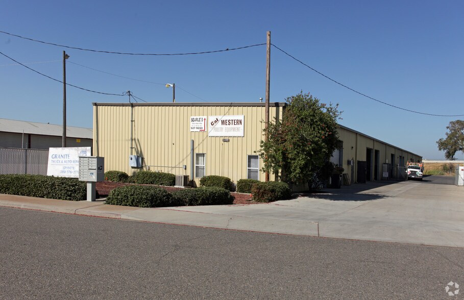 More Photos Of 1503 Lone Palm Ave, Modesto Warehouse For Lease