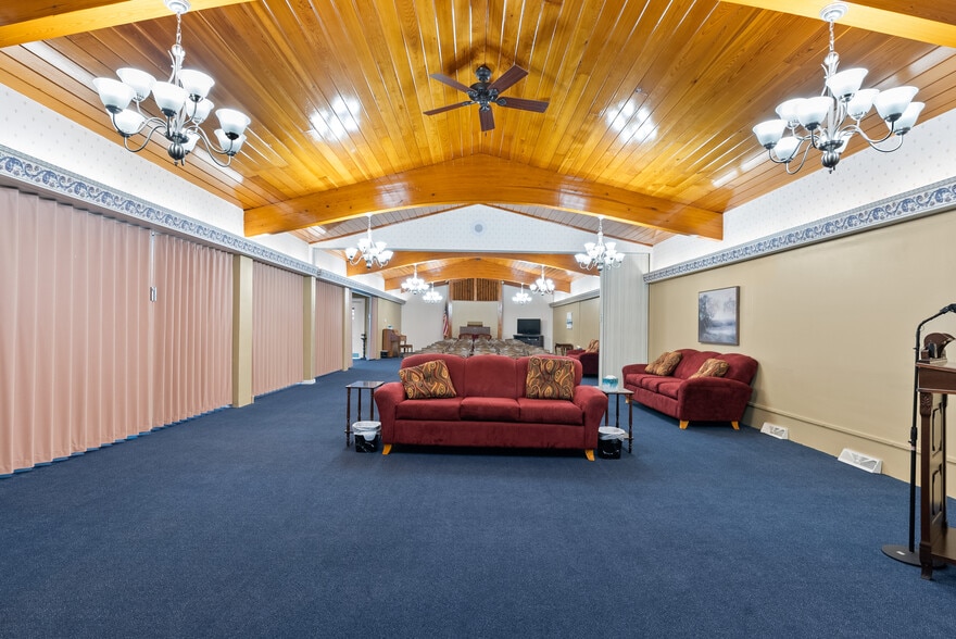 More Photos Of 621 N Halleck St, Demotte Religious Facility For Sale