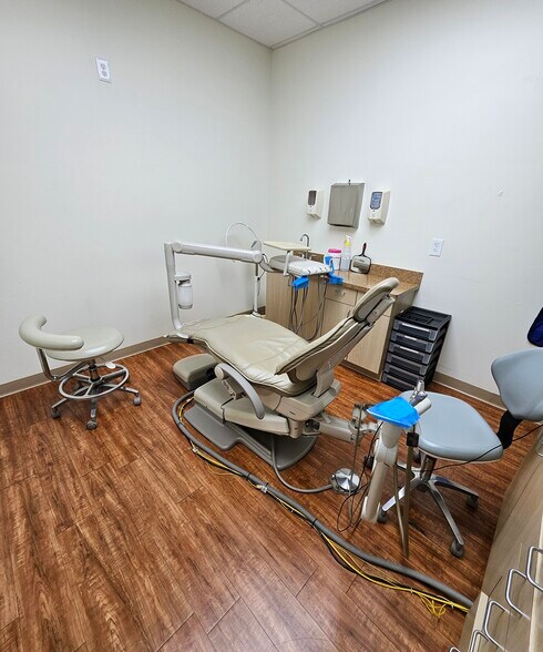 More Photos Of 469 Fm 1488 Rd, Conroe Storefront For Lease