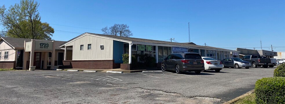 More Photos Of 1723-1755 Main St, Southaven Storefront Retail Office For Sale