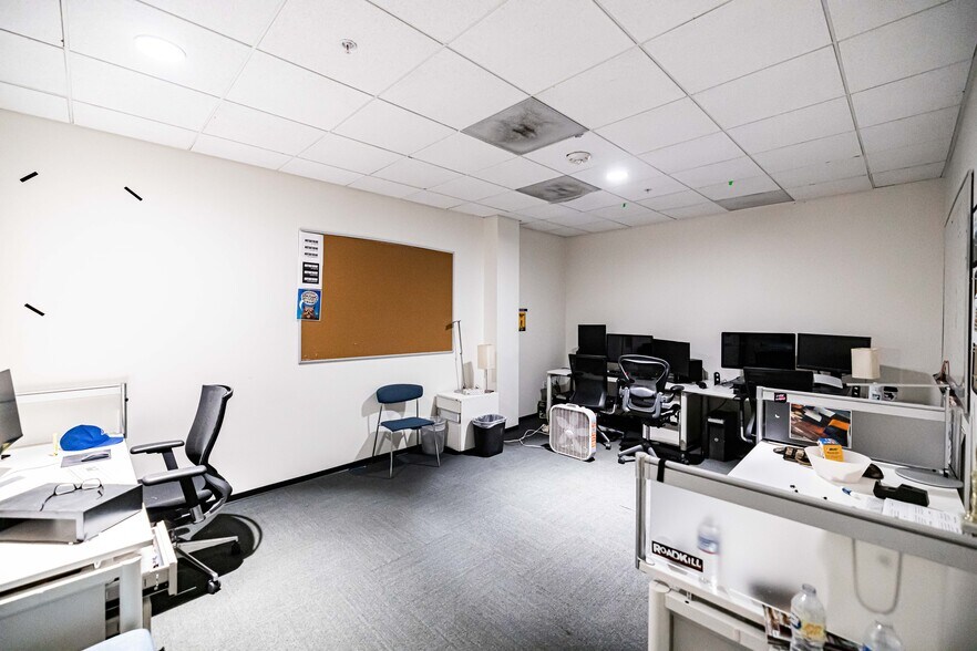 More Photos Of 2221 Rosecrans Ave, El Segundo Office For Lease