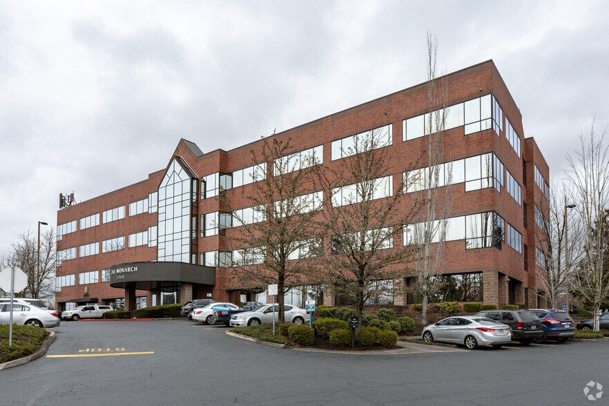 More Photos Of 12550 SE 93rd Ave, Clackamas Office For Lease