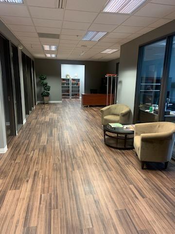 More Photos Of 340 E Big Beaver Rd, Troy Office For Lease