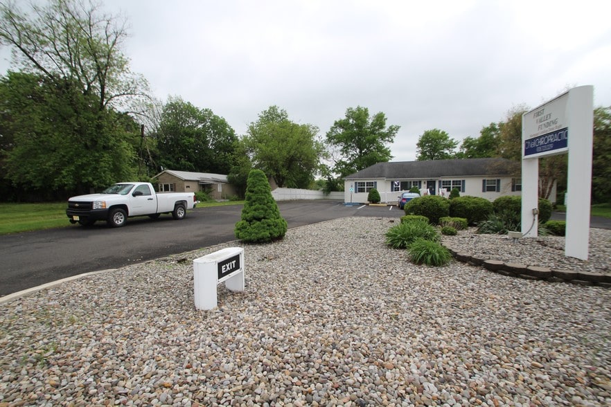 More Photos Of 1031 US Highway 202 N, Branchburg Office For Lease