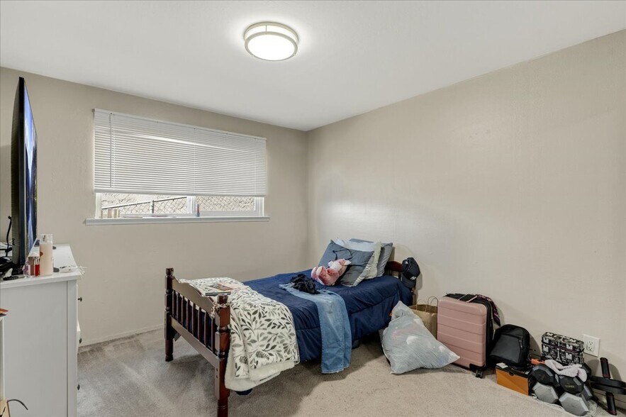 More Photos Of 30 Gardiner Ave, South San Francisco Apartments For Sale