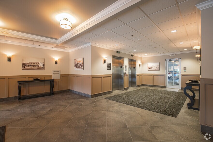 More Photos Of 464 Hillside Ave, Needham Medical For Lease