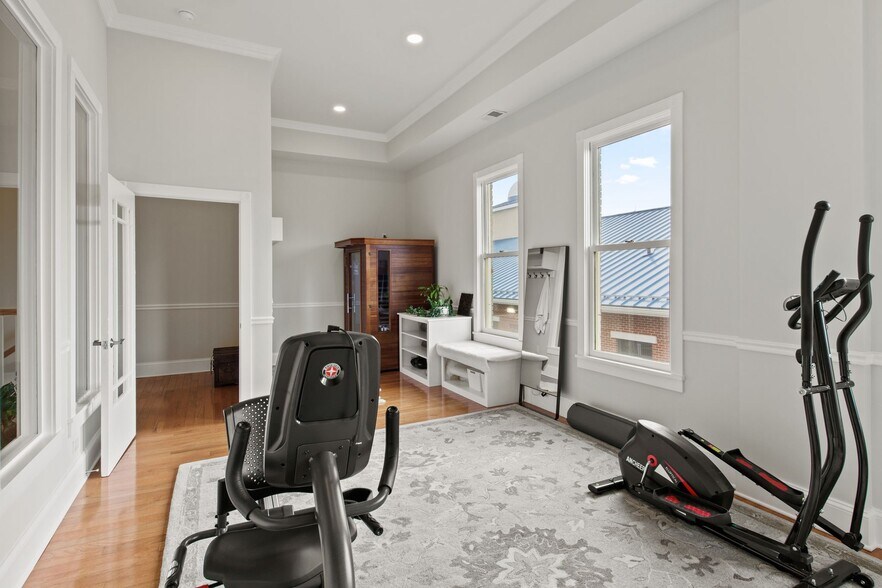 More Photos Of 114-116 E Main St, Penn Yan Storefront Retail Residential For Sale