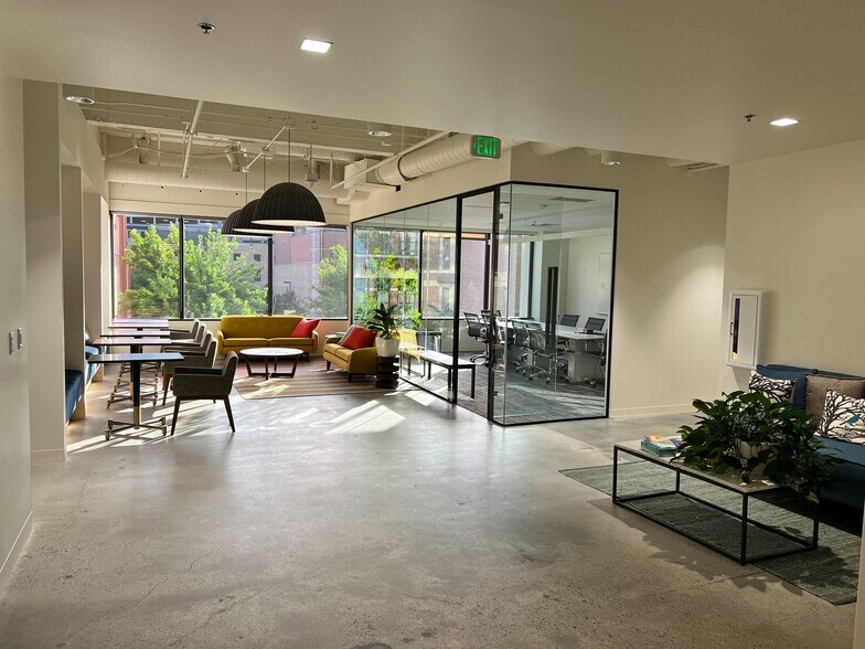 More Photos Of 999 W Main, Boise Coworking Space