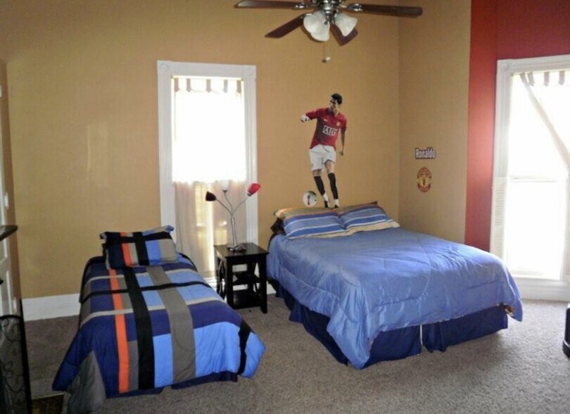 Primary Photo Of 132 E Broadway Ave, Richmond Specialty For Sale