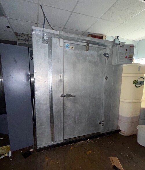 More Photos Of 3266 Merrick Rd, Wantagh Restaurant For Lease