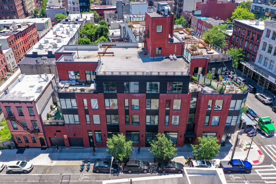 More Photos Of 219-237 Grand St, Brooklyn Apartments For Lease