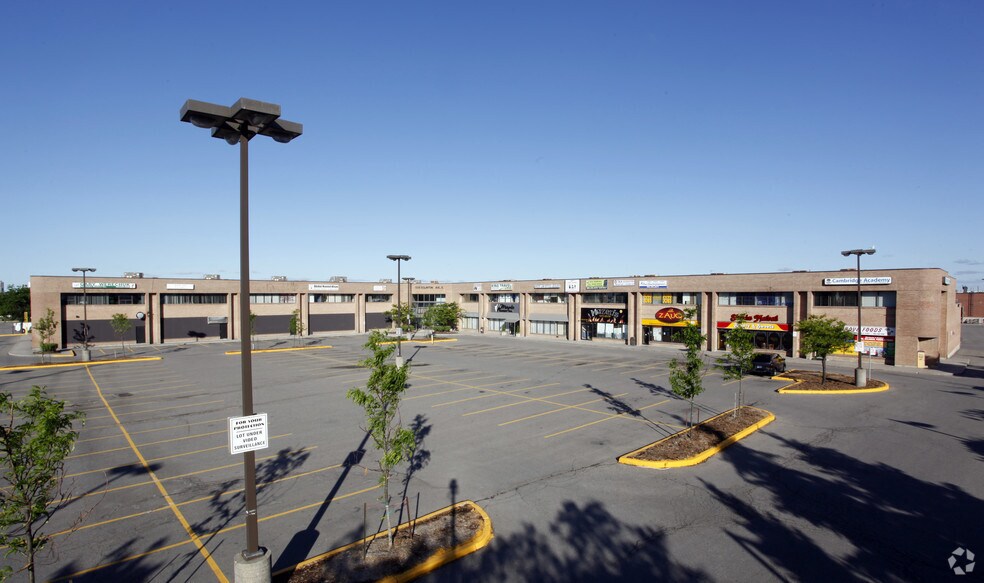 Primary Photo Of 1325 Eglinton Ave E, Mississauga General Retail For Lease