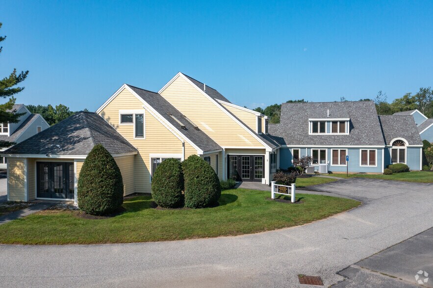 More Photos Of 62 Portland Rd, Kennebunk Medical For Sale