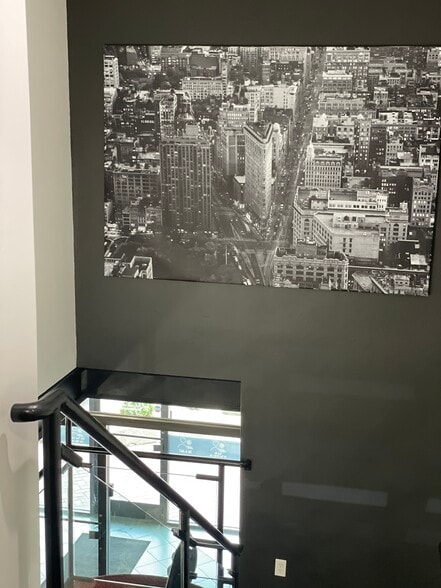 More Photos Of 1300 Cummins Rd, Des Moines General Retail For Lease