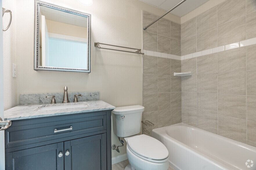 More Photos Of 1912 11th St, Wichita Falls Apartments For Sale
