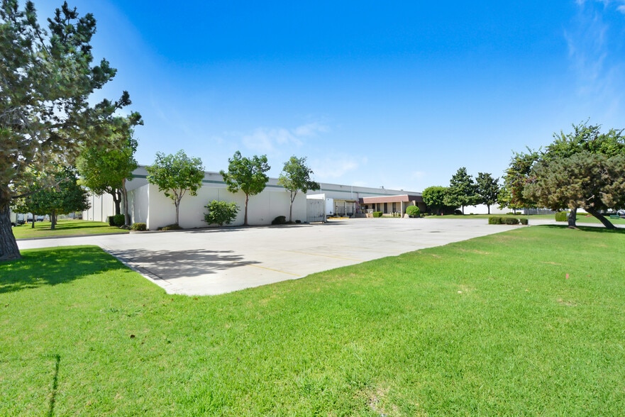 More Photos Of 6485 Descanso Ave, Buena Park Warehouse For Sale