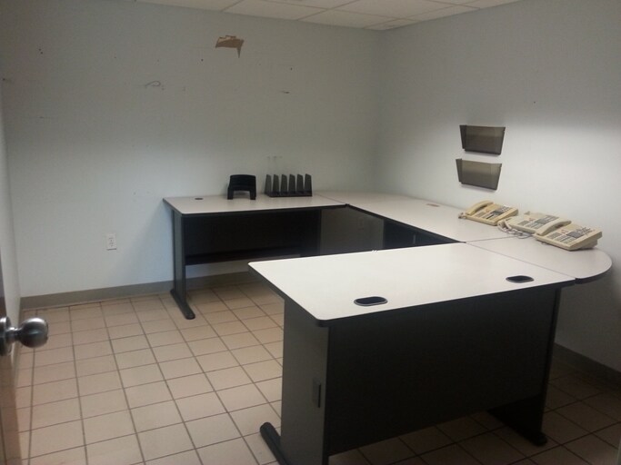 More Photos Of 7019 E Dominick St, Rome Auto Dealership For Lease