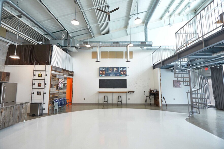 More Photos Of 437-451 E Mound St, Columbus Loft Creative Space For Sale