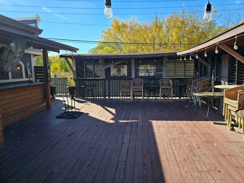 More Photos Of 8116 S Archer Ave, Willow Springs Restaurant For Lease