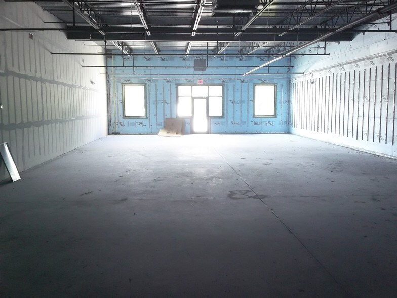 More Photos Of 20600 Veterans Blvd, Port Charlotte Medical For Lease