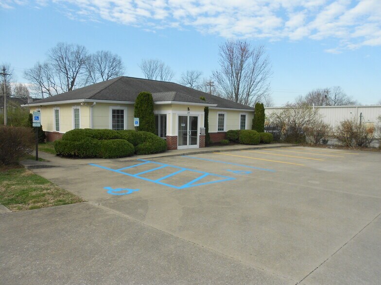 More Photos Of 31 Wichita Dr, Nicholasville Office For Sale