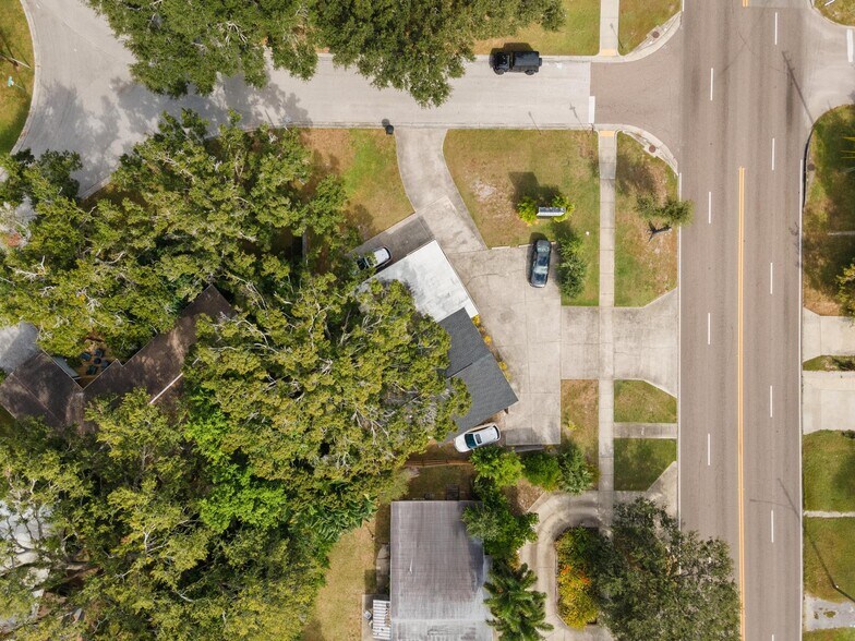 More Photos Of 4900 N 33rd Ave, Saint Petersburg Medical For Sale