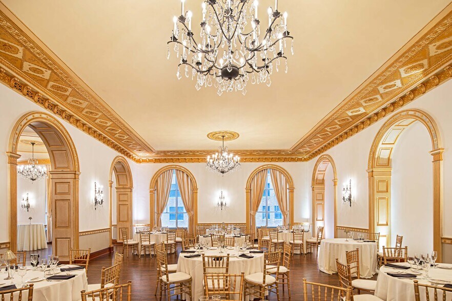 More Photos Of 2310 Park Ave, Detroit Sports And Entertainment For Sale