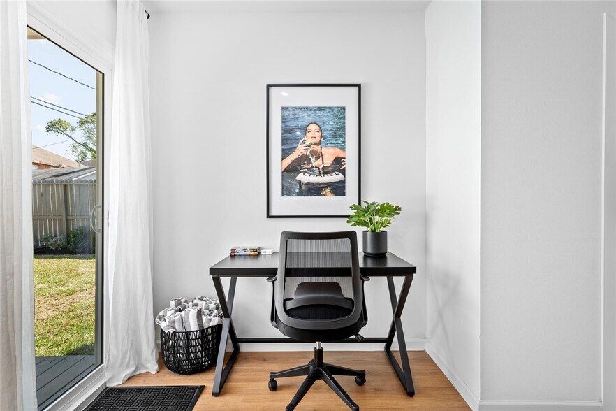 More Photos Of , Houston Multifamily For Sale