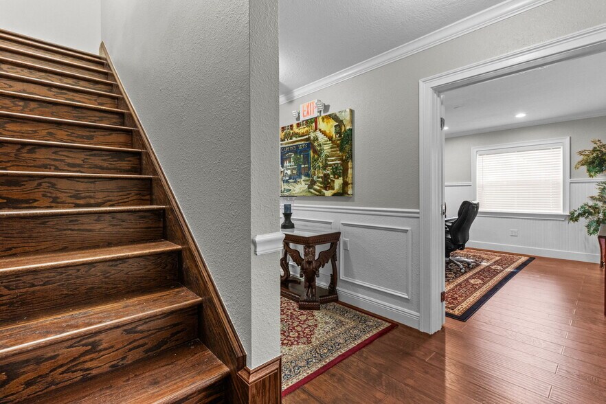 More Photos Of 1122 Omaha St, Palm Harbor Office Residential For Sale