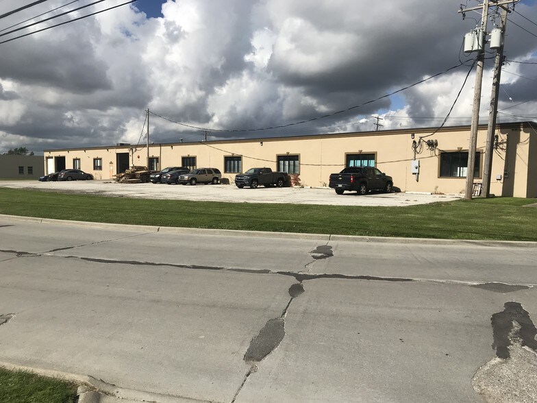 More Photos Of 14501 Industrial Ave, Maple Heights Manufacturing For Lease