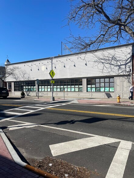 More Photos Of 101 Main St, Sayville Drugstore For Sale