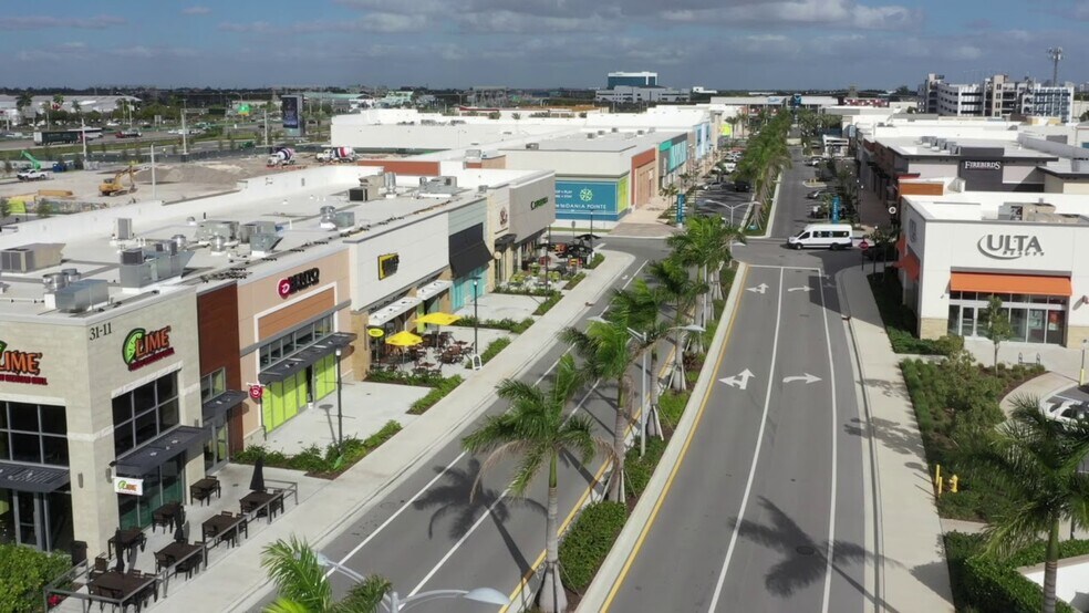 More Photos Of 150 S Compass Way, Dania Beach General Retail For Lease