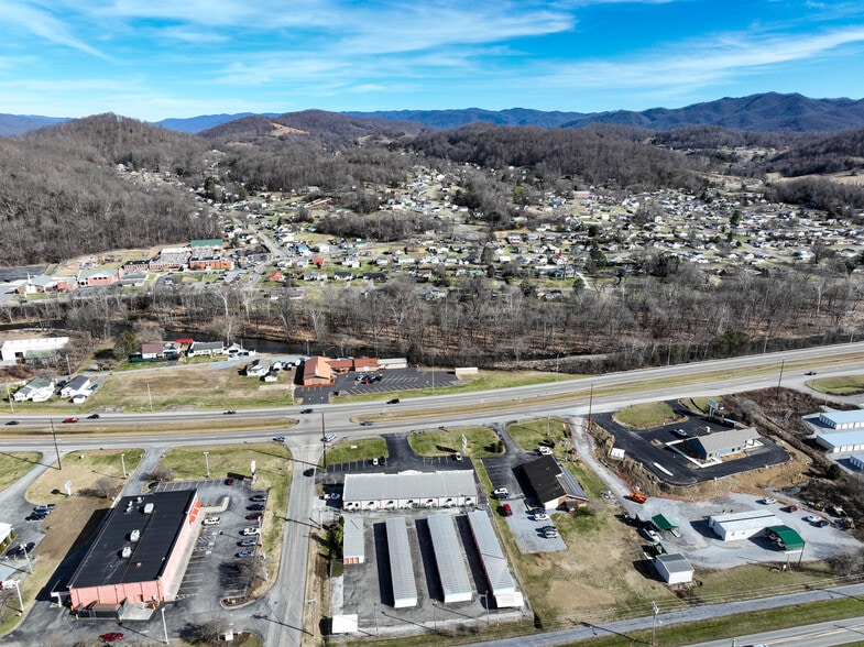 More Photos Of 1201 Highway 19E, Elizabethton Storefront Retail Office For Sale