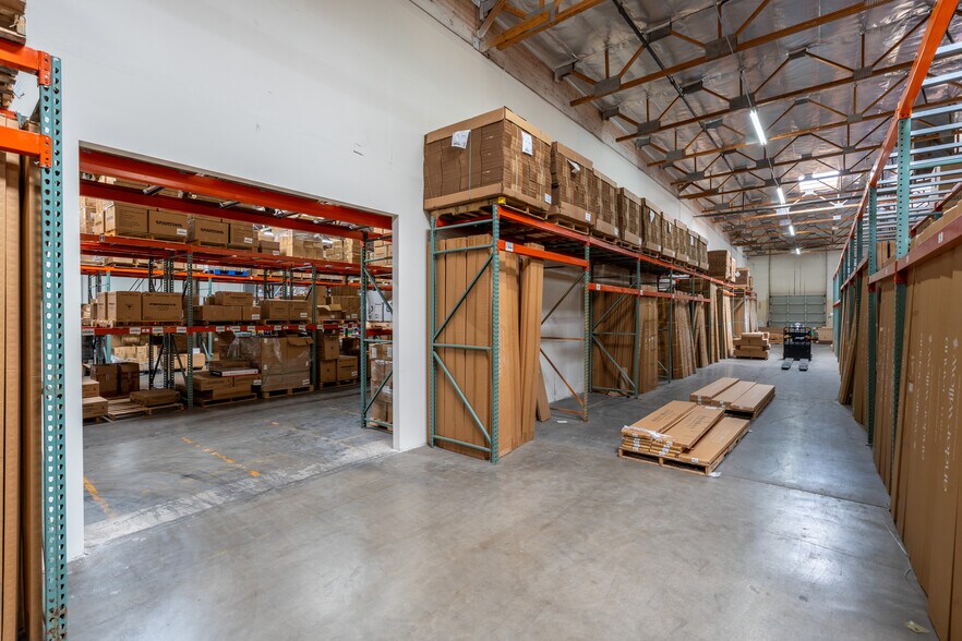 More Photos Of 402 N 37th Dr, Phoenix Warehouse For Lease