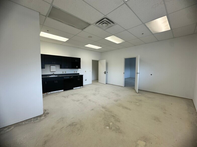 More Photos Of , Bentonville Office For Sale
