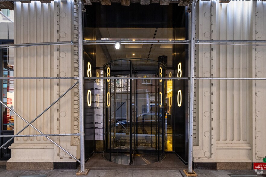 More Photos Of 80 Maiden Ln, New York Office For Lease