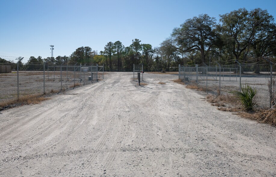 More Photos Of 120 Gun Club Rd, Jacksonville Land For Lease