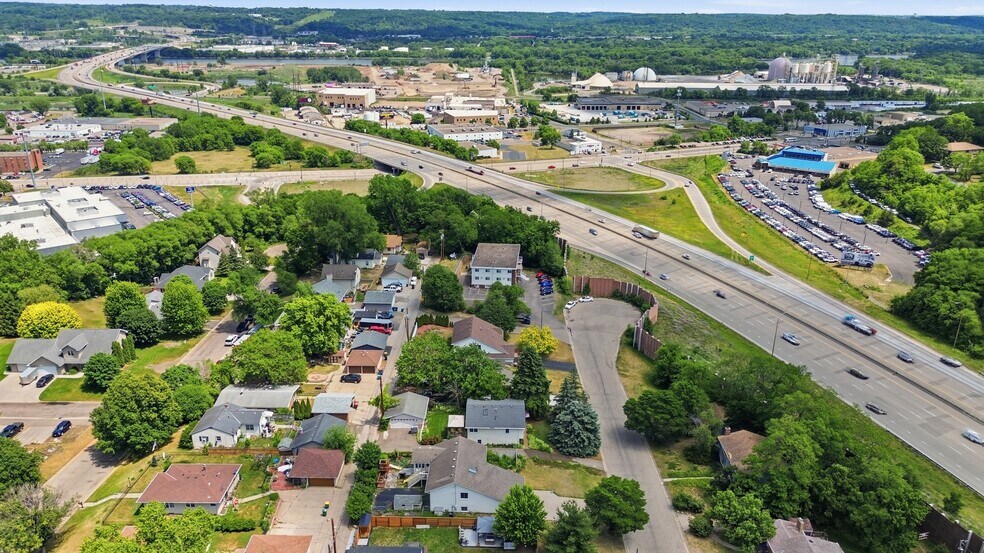 More Photos Of 105 Park St E, South Saint Paul Apartments For Sale