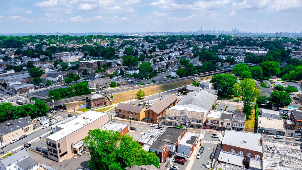 More Photos Of 216 Stuyvesant Ave, Lyndhurst Office For Sale