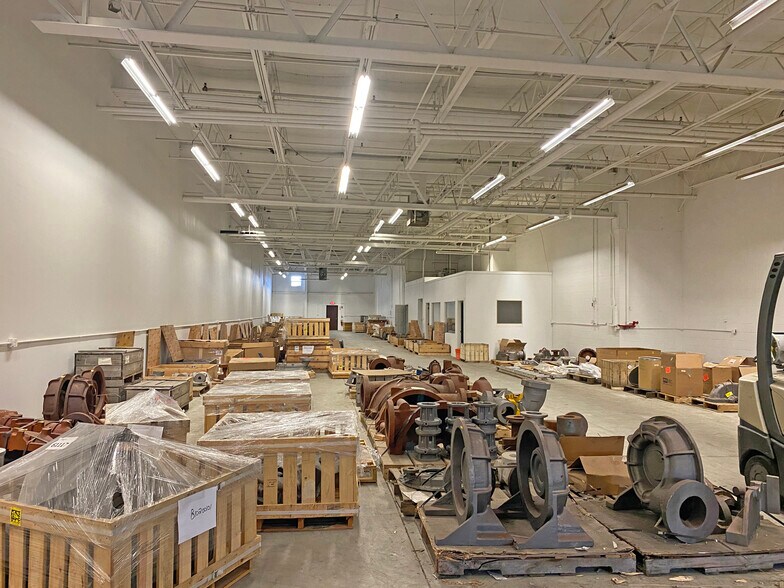 More Photos Of 5 Perkins Way, Newburyport Manufacturing For Lease