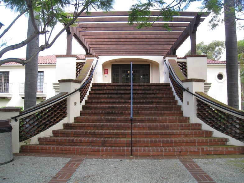 More Photos Of 3150 El Camino Real, Carlsbad Office For Lease