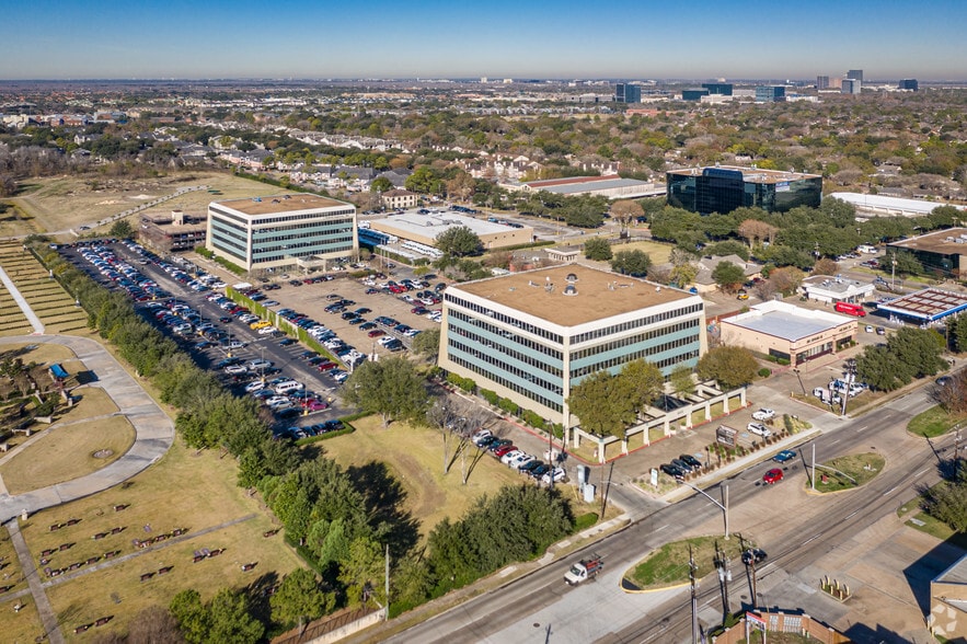 More Photos Of 2000 S Dairy Ashford Rd, Houston Office For Lease