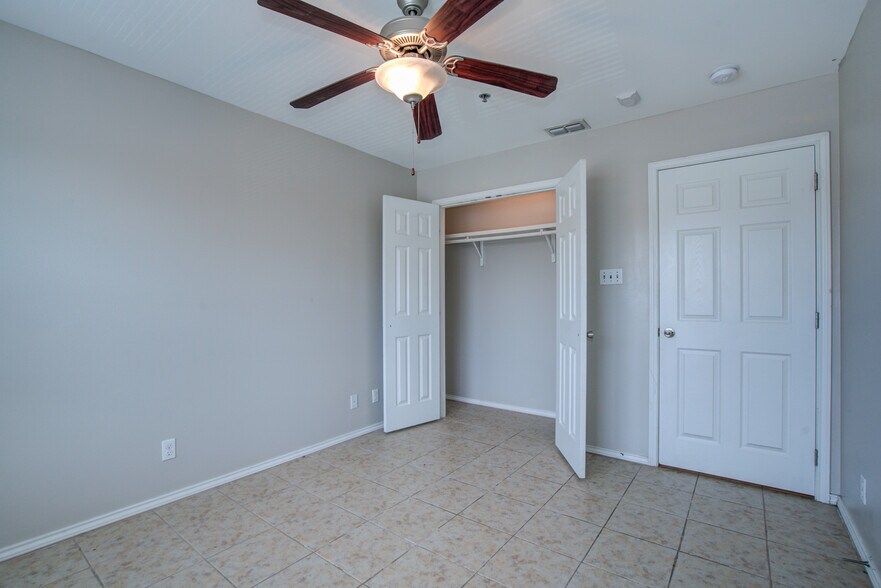 601 Lindberg Ave, McAllen, TX 78501 Apartments For Sale