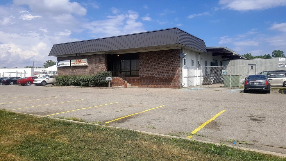 More Photos Of 9445 Inkster Rd, Taylor Truck Terminal For Sale