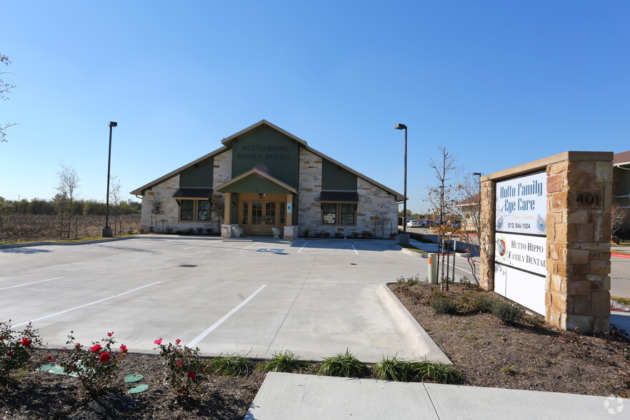 Primary Photo Of 401 Exchange Blvd, Hutto Medical For Lease