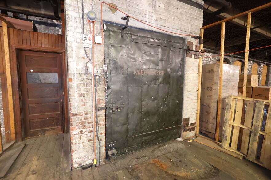 More Photos Of 5323 W Jefferson St, Philadelphia Industrial For Sale