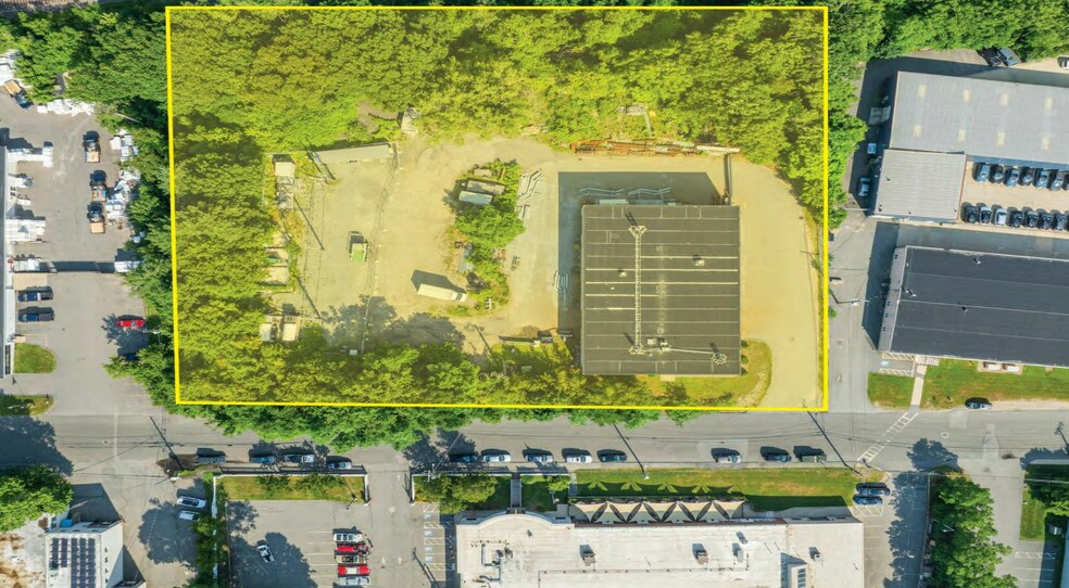 More Photos Of 6 Draper St, Woburn Warehouse For Sale