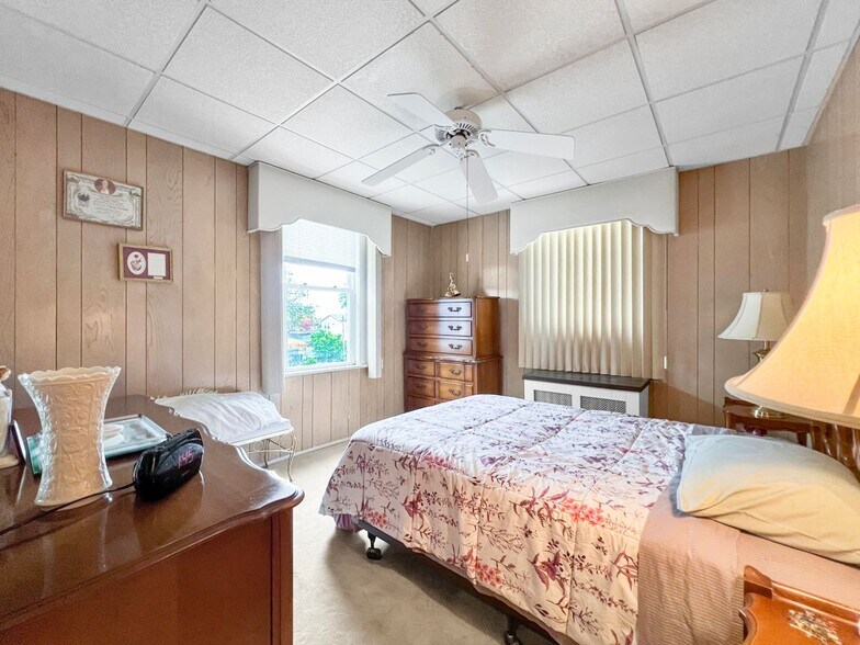 More Photos Of 700-702 N 7th St, Newark Apartments For Sale