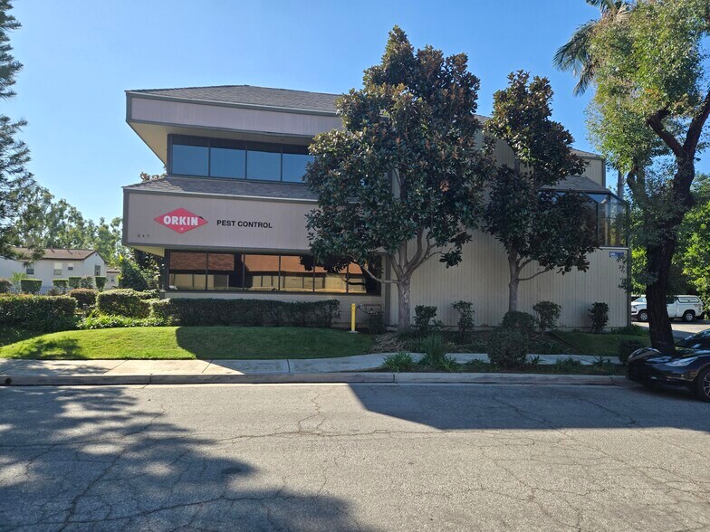 More Photos Of 845 S Oak Park Rd, Covina Office For Lease