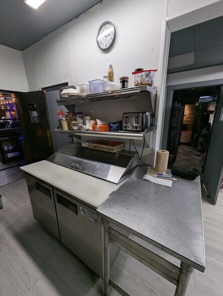 More Photos Of 11818 Philadelphia Rd, White Marsh Bar For Sale